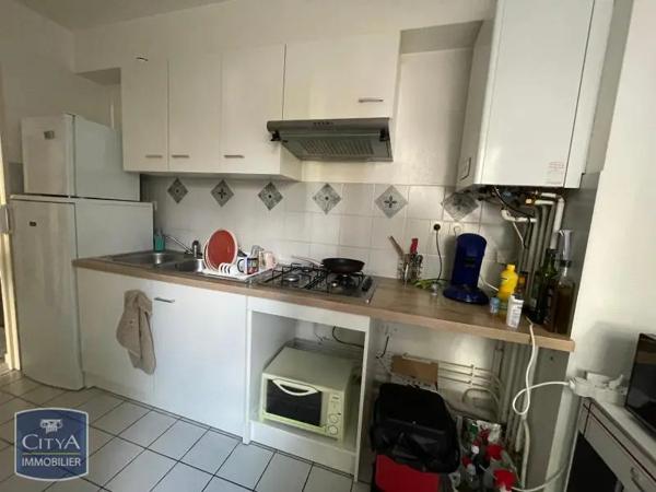 Appartement à louer 2 pièces 49.85m² Pau (64000)