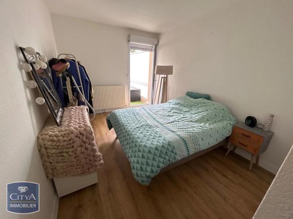 Appartement à louer 2 pièces 49.85m² Pau (64000)