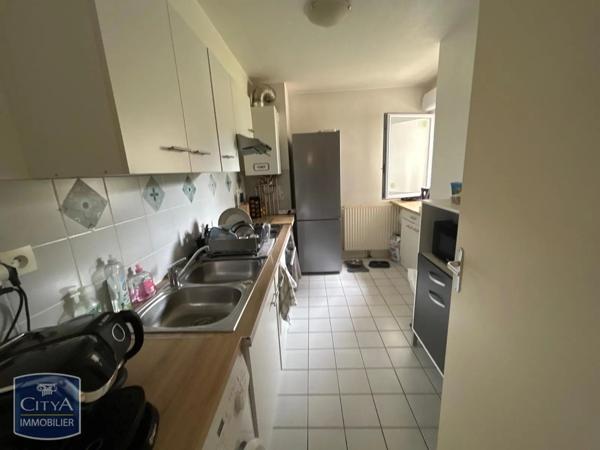 Appartement à louer 2 pièces 49.85m² Pau (64000)