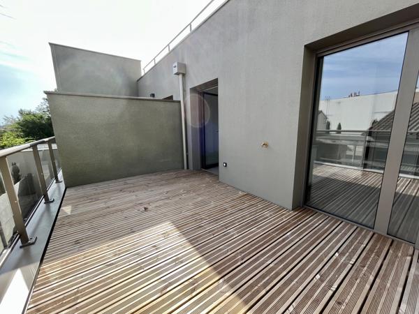 Dernier Etage Terrasse - Parking