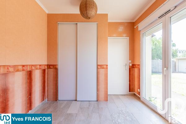 Appartement à vendre 2 pièces 37 m² Sainte-Geneviève-des-Bois