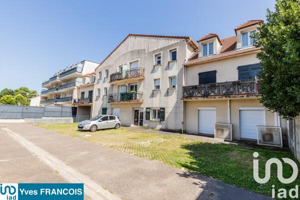 Appartement à vendre 2 pièces 37 m² Sainte-Geneviève-des-Bois