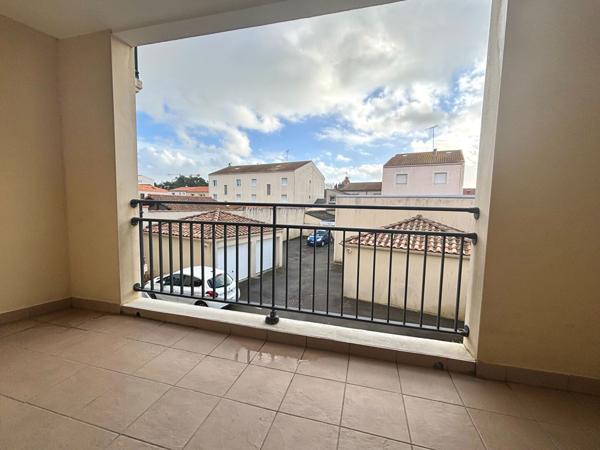 Appartement Les Sables D Olonne  Arago 3 pièces 65.88 m²  terrasse garage proche commerces