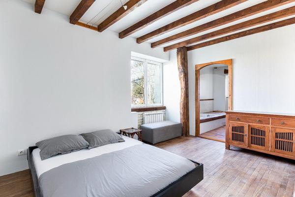 Maison de hameau avec terrasse