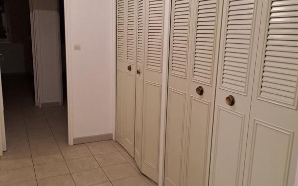 Appartement à louer    2 pièces •  Neuilly-sur-Marne