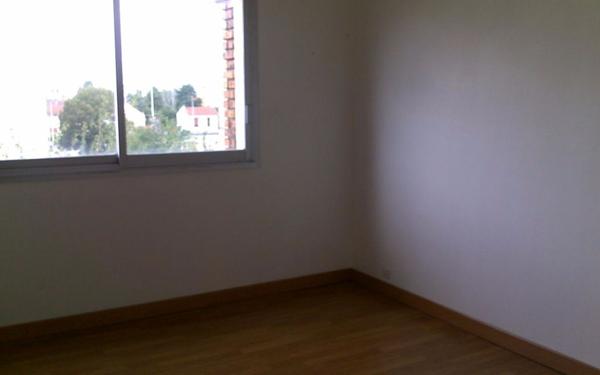 Appartement à louer    2 pièces •  Neuilly-sur-Marne