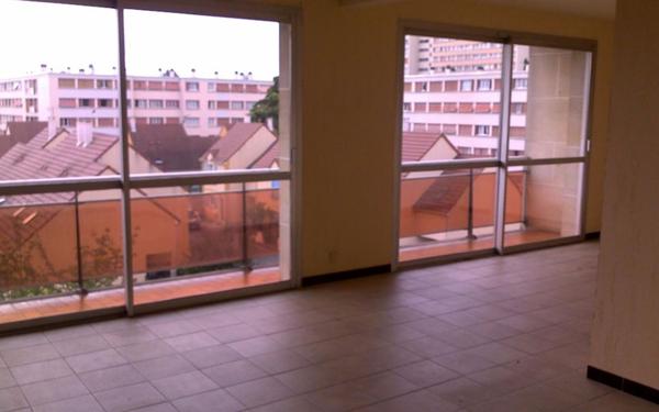 Appartement à louer    2 pièces •  Neuilly-sur-Marne