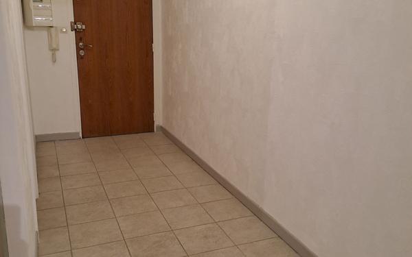 Appartement à louer    2 pièces •  Neuilly-sur-Marne