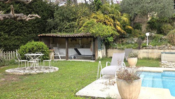 Mougins (06250) Maison T4 avec studio à vendre en Viager à Mougins – Vue exceptionnelle, quartier résidentiel, grand terrai