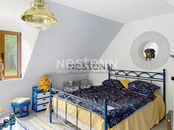 Domaine privé 5 ha bord de rivière, piscine couverte avec plage, suites haut-de-gamme, géothermie. Contactez-nous pour visite et projet d'exception.