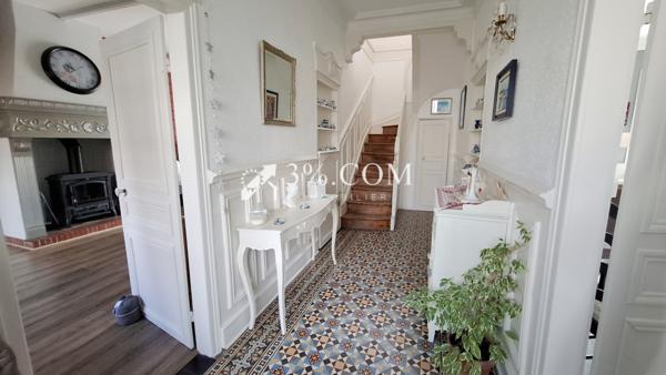 Propriete 13 pièce(s) 8 chambre(s) 330 m²