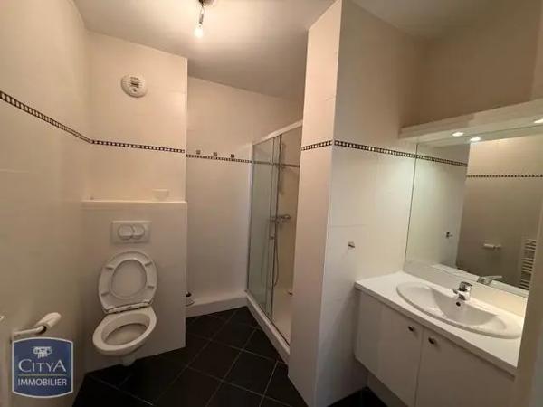 Appartement à louer 4 pièces 100.82m² Prévessin-Moëns (01280)