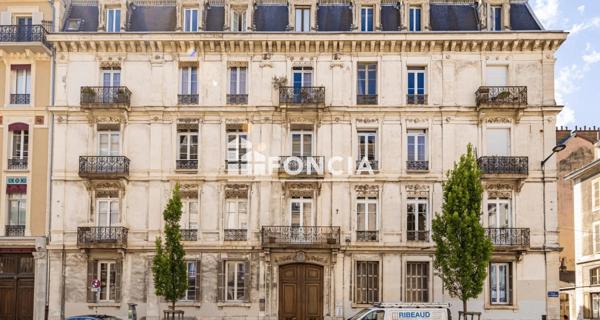 À vendre Appartement 7 pièces 166 m² - Grenoble 38000
