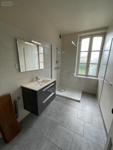 Maison à louer à Courtisols dans la Marne (51460), ref : 51084-L652