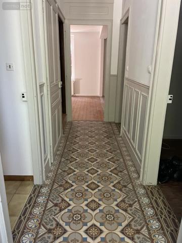 Maison à louer à Courtisols dans la Marne (51460), ref : 51084-L652