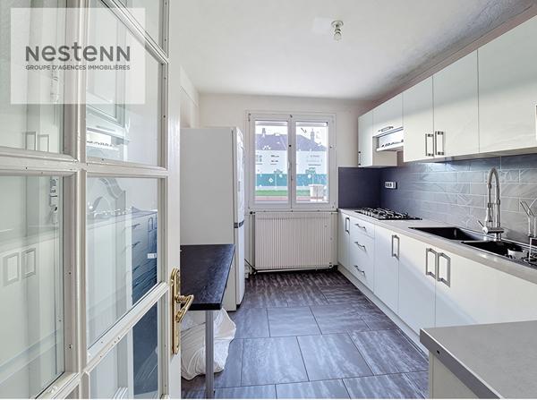 Saint Jean de la Ruelle - maison 2 chambres et 1 bureau - jardin - sous sol complet