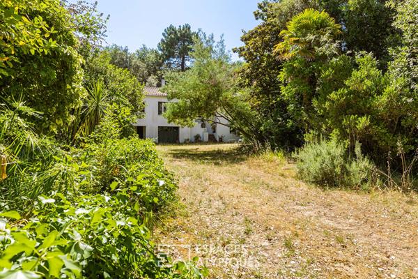 À deux pas de l’océan, un havre de quiétude au cachet d’antan