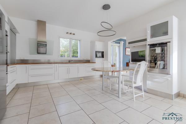 PORNIC - VILLA D'EXCEPTION - 300 M2 - PISCINE