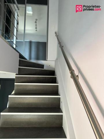 À vendre  - Maison contemporaine avec piscine à Vidauban -