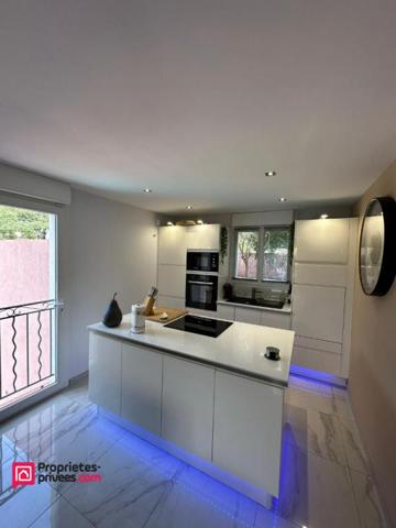 À vendre  - Maison contemporaine avec piscine à Vidauban -