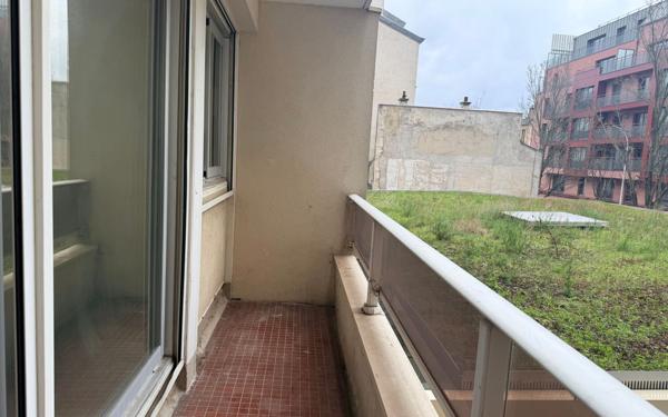 Appartement à louer    1 pièce •  Montrouge