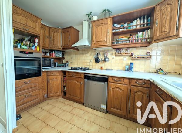 Maison à vendre 5 pièces 93,42 m² Émerainville