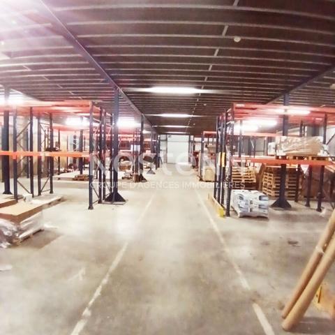 Local commercial Vannes à vendre 3300 m2