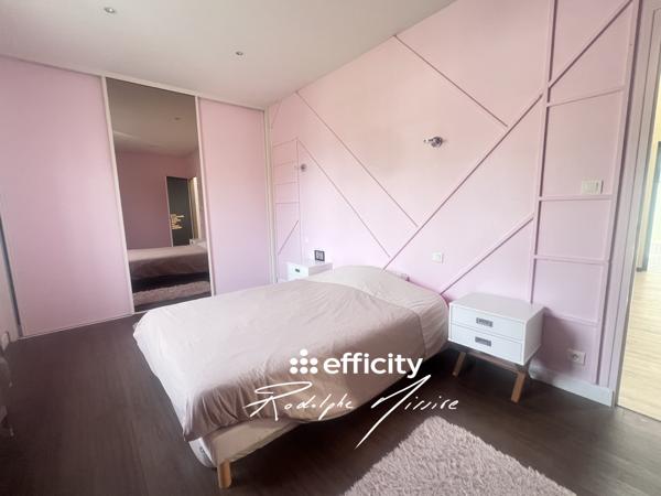 Maison 8 pièces - 220 m²