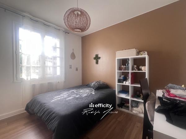 Maison 8 pièces - 220 m²