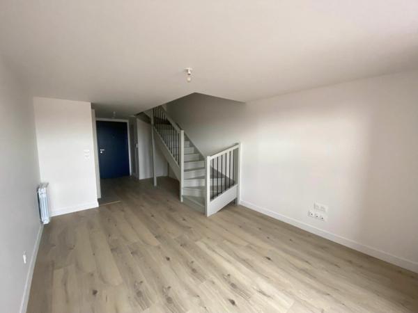 Appartement à louer    2 pièces •    Armentières