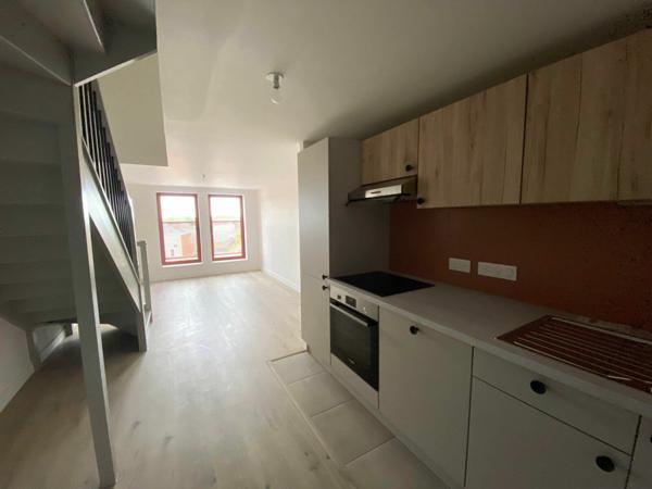 Appartement à louer    2 pièces •    Armentières