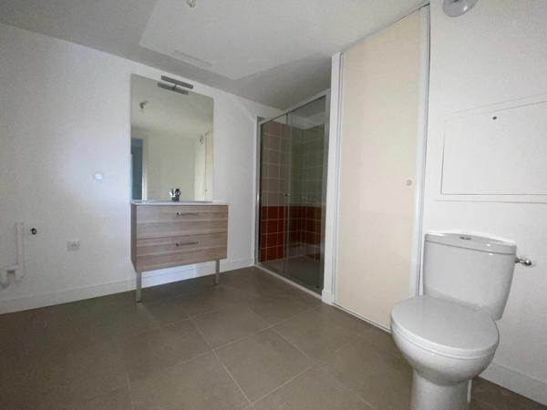 Appartement à louer    2 pièces •    Armentières