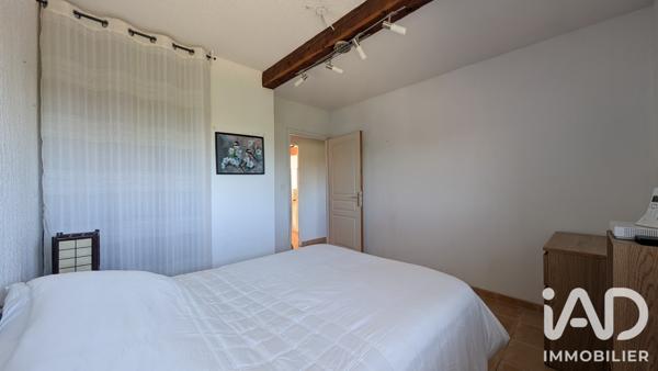Appartement à vendre 4 pièces 81 m² Saint-Saturnin-lès-Avignon