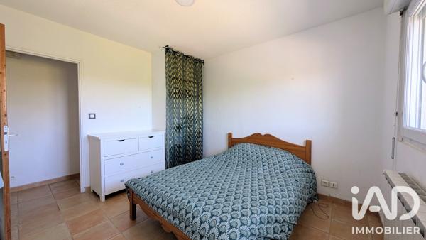 Appartement à vendre 4 pièces 81 m² Saint-Saturnin-lès-Avignon