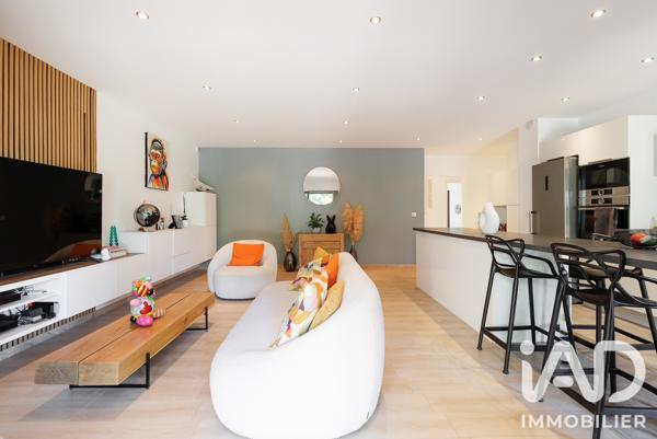Appartement à vendre 4 pièces 90,85 m² Mandelieu-la-Napoule
