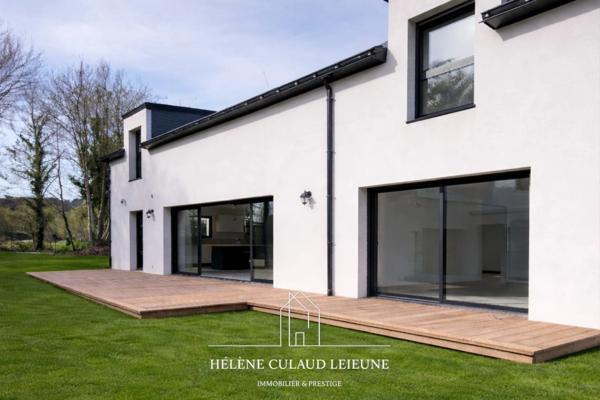 MAISON CONTEMPORAINE - 130 m² - LOCQUELTAS