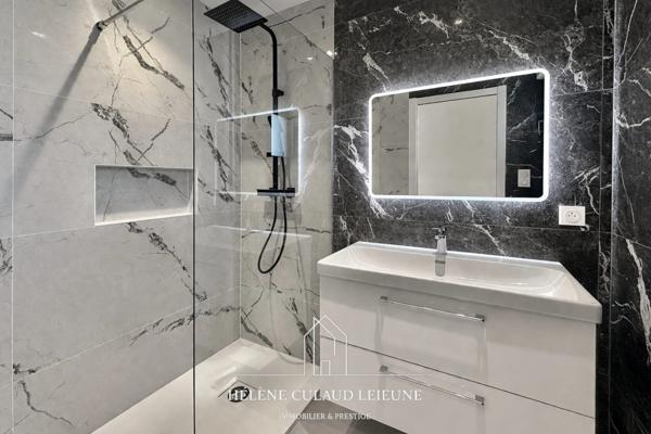MAISON CONTEMPORAINE - 130 m² - LOCQUELTAS