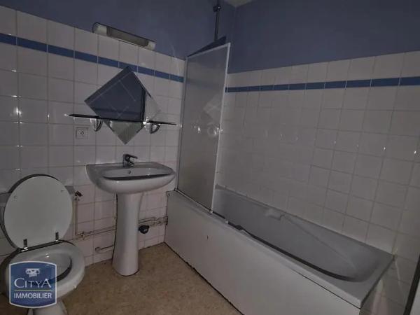 Appartement à louer 4 pièces 83.65m²