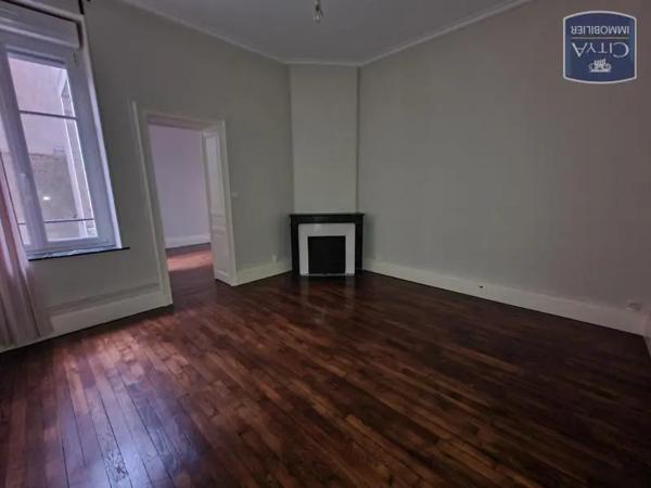 Appartement à louer 4 pièces 83.65m²