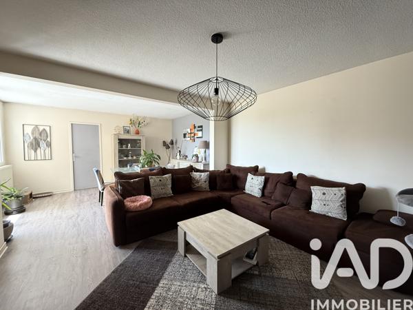 Appartement à vendre 4 pièces 90 m² Vaux-le-Pénil