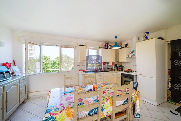 Appartement à vendre 4 pièces 78m² Saint-Quentin (02100)