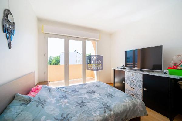 Appartement à vendre 4 pièces 78m² Saint-Quentin (02100)