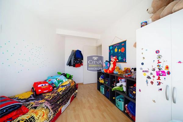 Appartement à vendre 4 pièces 78m² Saint-Quentin (02100)