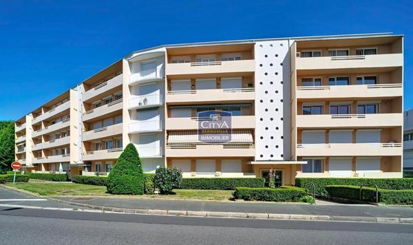 Appartement à vendre 4 pièces 78m² Saint-Quentin (02100)