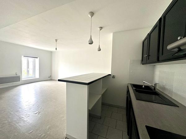 APPARTEMENT 3 CHAMBRES PROCHE DU CENTRE-VILLE