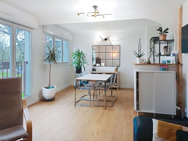 A VENDRE - ANGERS AUGUSTE ALLONNEAU - APPARTEMENT T3 ENTIEREMENT RENOVE