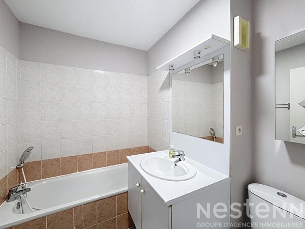 Appartement Type 2 ; 1 chambre, 1 balcon, 1 place privatice - 48 m2 HENNEBONT