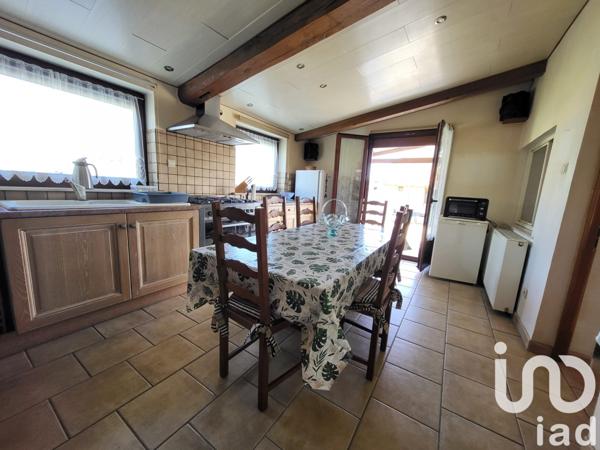 Maison à vendre 5 pièces 121 m² Saint-Gibrien