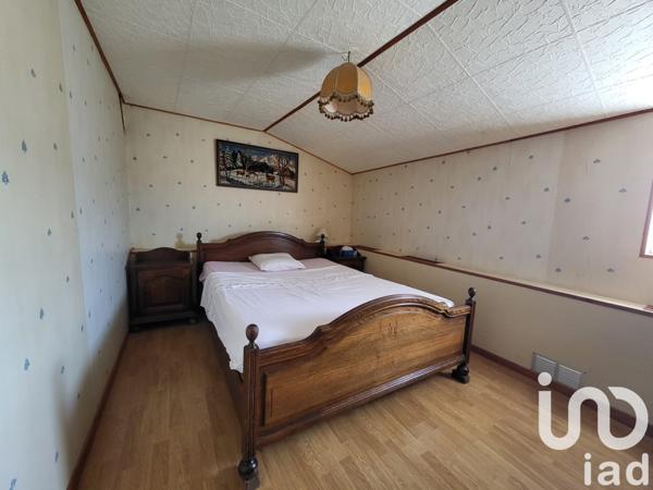 Maison à vendre 5 pièces 121 m² Saint-Gibrien