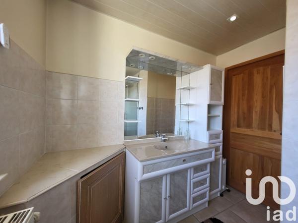 Maison à vendre 5 pièces 121 m² Saint-Gibrien